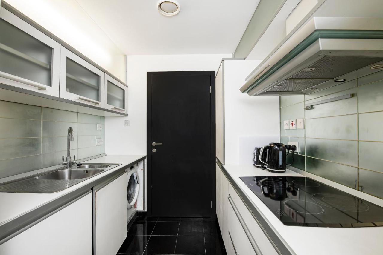 Large And Central 2 Bed Londyn Zewnętrze zdjęcie