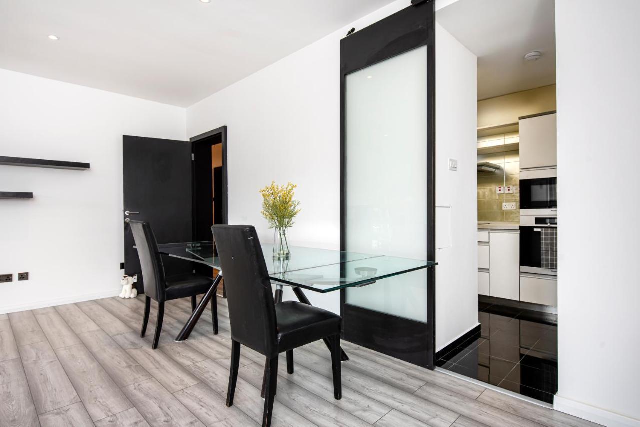 Large And Central 2 Bed Londyn Zewnętrze zdjęcie